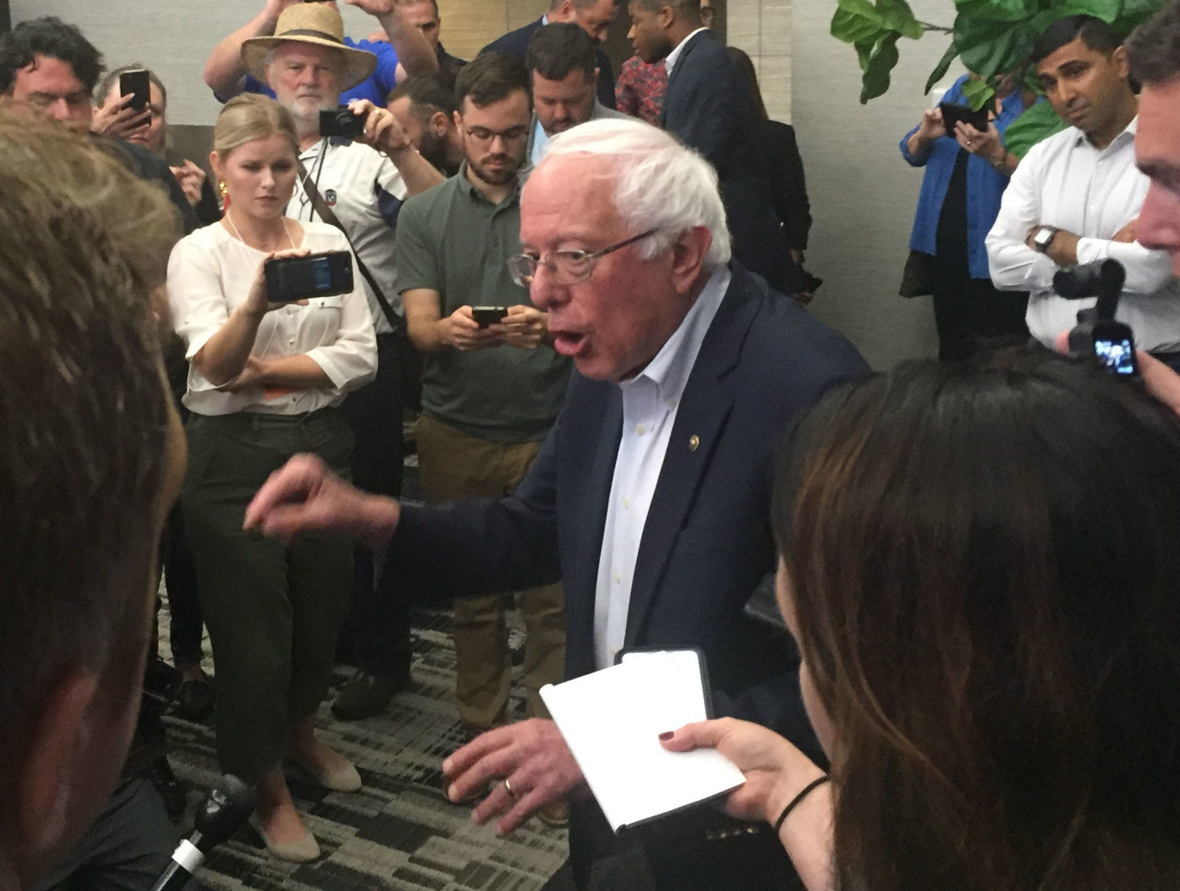 0822_NEW_Sanders.jpg